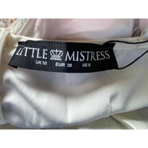 Little Mistress Romantic Button Front Maxi Dress - Picture 10 of 11